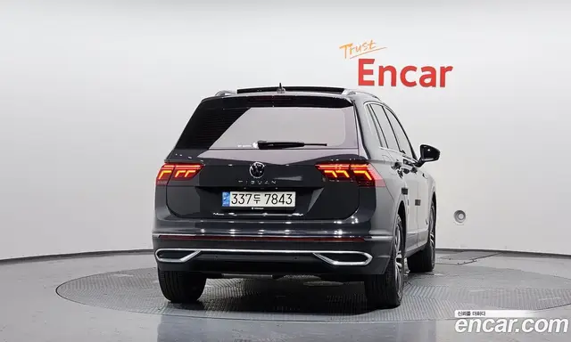 Volkswagen Tiguan 2021 2.0 автомат (гидро), миниатюра 4 Volkswagen Tiguan 2021 2.0 автомат (гидро), миниатюра 4