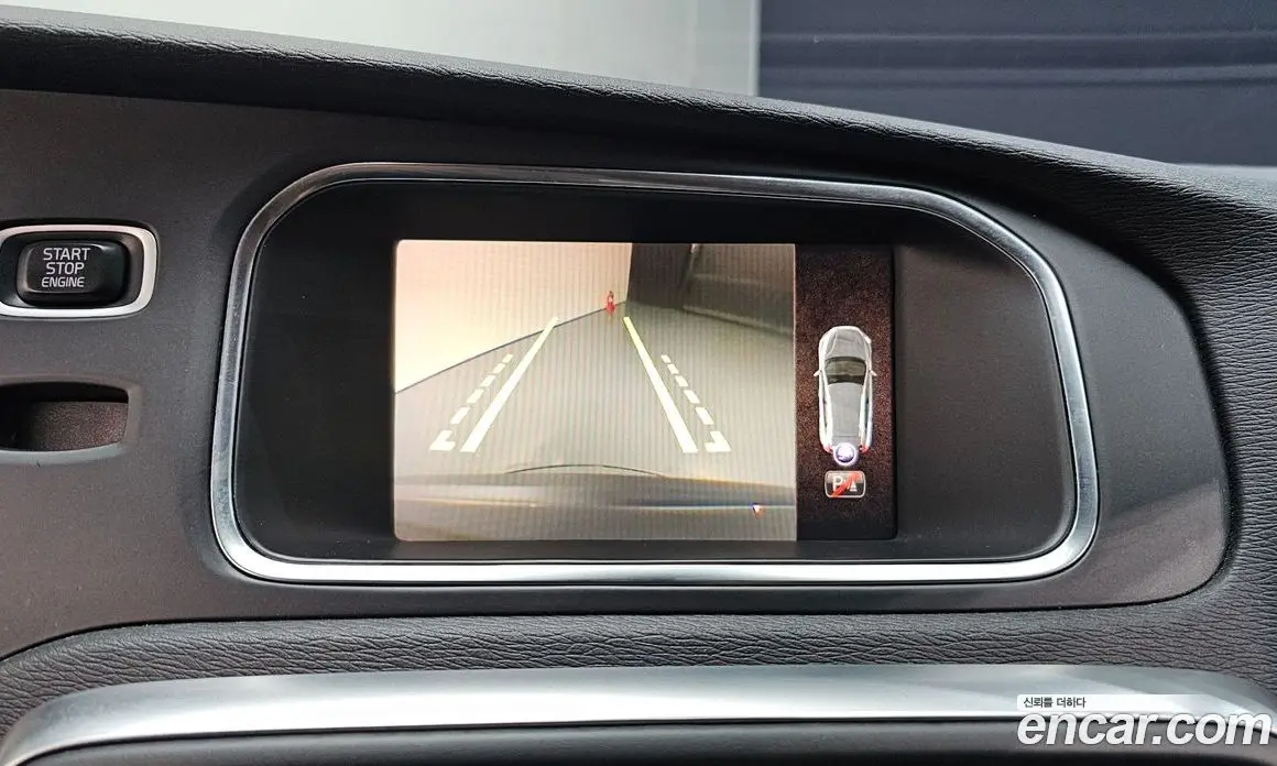 Volvo V40 2019 2.0 автомат (гидро), фото 21 Volvo V40 2019 2.0 автомат (гидро), фото 21