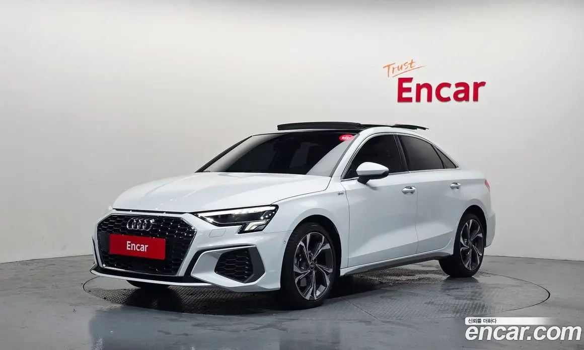 Audi A3 2023 2.0 автомат (гидро), фото 1 Audi A3 2023 2.0 автомат (гидро), фото 1