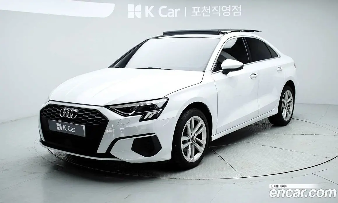 Audi A3 2023 2.0 автомат (гидро), фото 1 Audi A3 2023 2.0 автомат (гидро), фото 1
