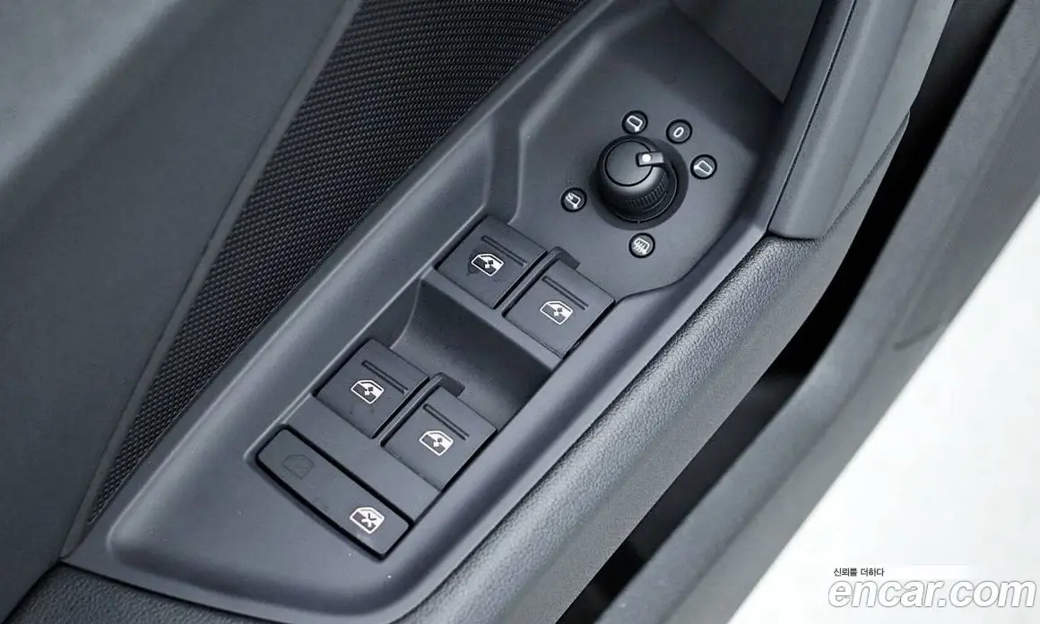 Audi A3 2023 2.0 автомат (гидро), фото 12 Audi A3 2023 2.0 автомат (гидро), фото 12