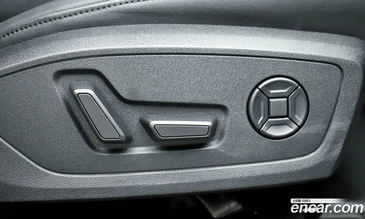 Audi A3 2023 2.0 автомат (гидро), фото 14 Audi A3 2023 2.0 автомат (гидро), фото 14