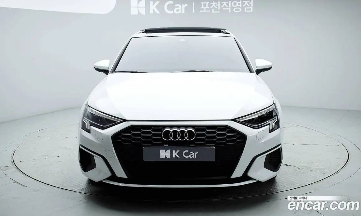 Audi A3 2023 2.0 автомат (гидро), фото 3 Audi A3 2023 2.0 автомат (гидро), фото 3