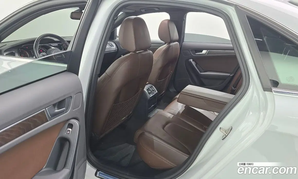 Audi A4 2015 2.0 автомат (гидро), фото 12 Audi A4 2015 2.0 автомат (гидро), фото 12