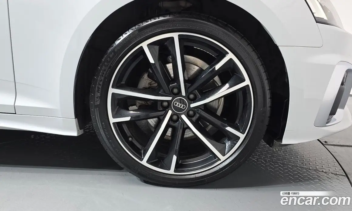 Audi A5 2021 2.0 автомат (гидро), фото 6 Audi A5 2021 2.0 автомат (гидро), фото 6