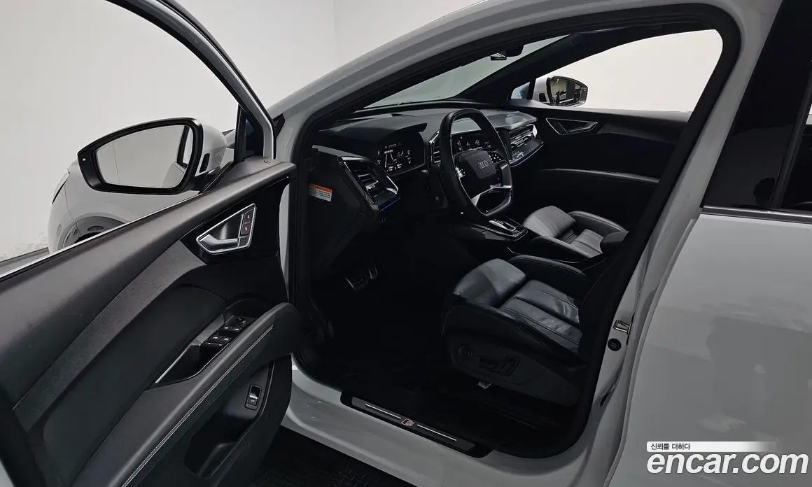 Audi Q4 e-tron 2022 0.2 автомат (гидро), фото 12 Audi Q4 e-tron 2022 0.2 автомат (гидро), фото 12