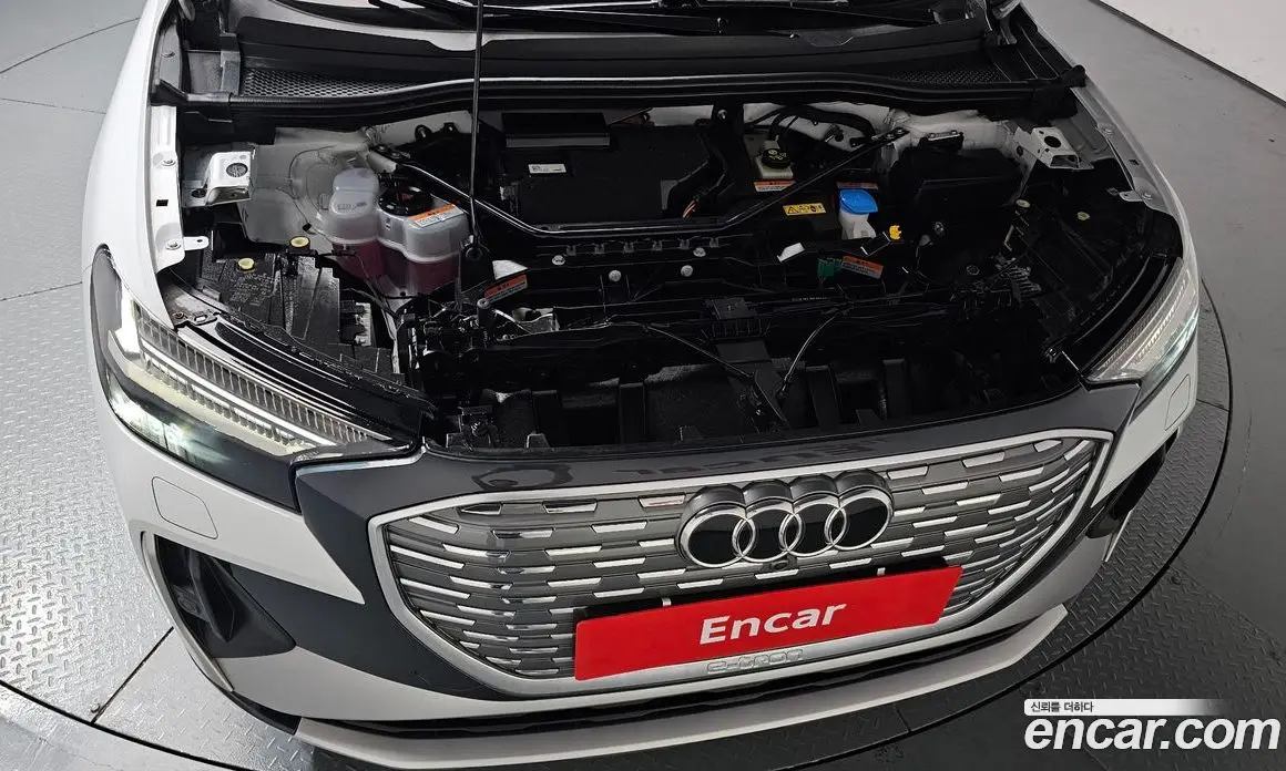 Audi Q4 e-tron 2022 0.2 автомат (гидро), фото 5 Audi Q4 e-tron 2022 0.2 автомат (гидро), фото 5