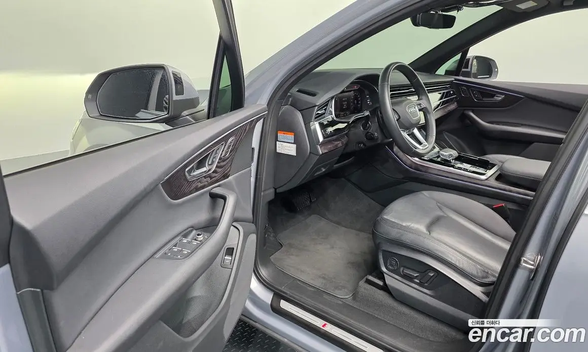 Audi Q7 2021 3.0 автомат (гидро), фото 13 Audi Q7 2021 3.0 автомат (гидро), фото 13