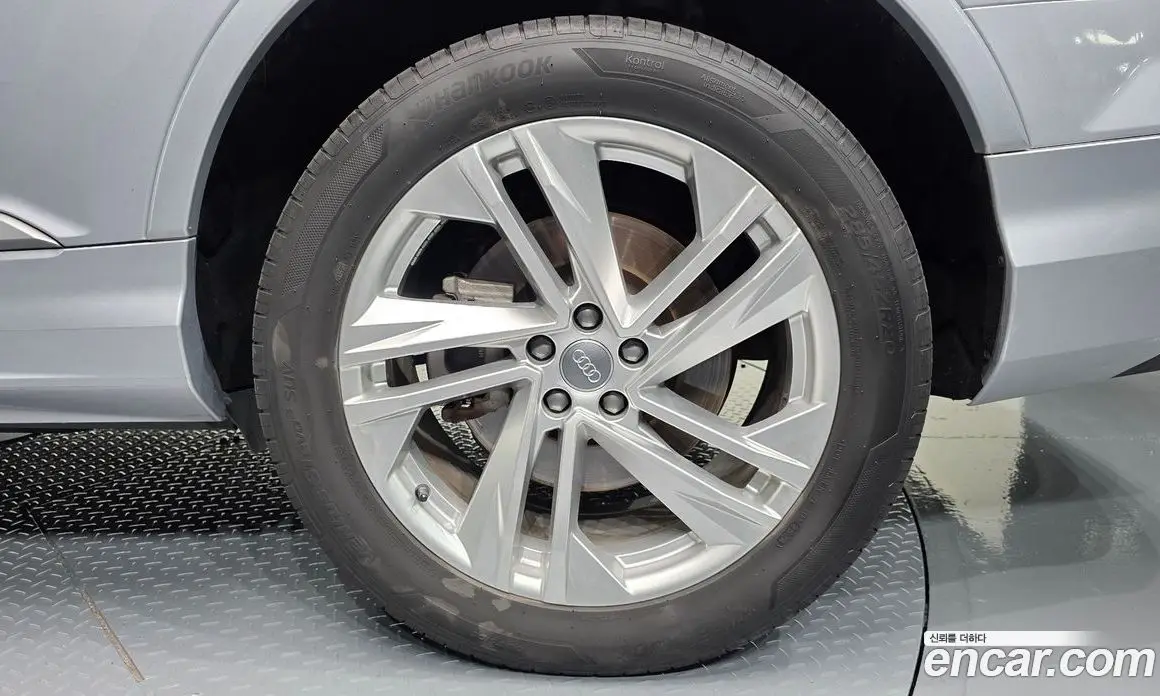 Audi Q7 2021 3.0 автомат (гидро), фото 7 Audi Q7 2021 3.0 автомат (гидро), фото 7