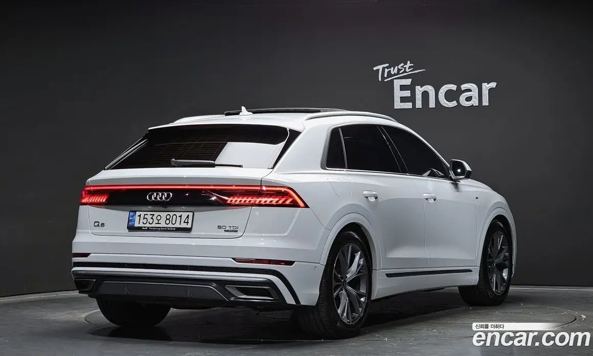 Audi Q8 2021 3.0 автомат (гидро), фото 2 Audi Q8 2021 3.0 автомат (гидро), фото 2