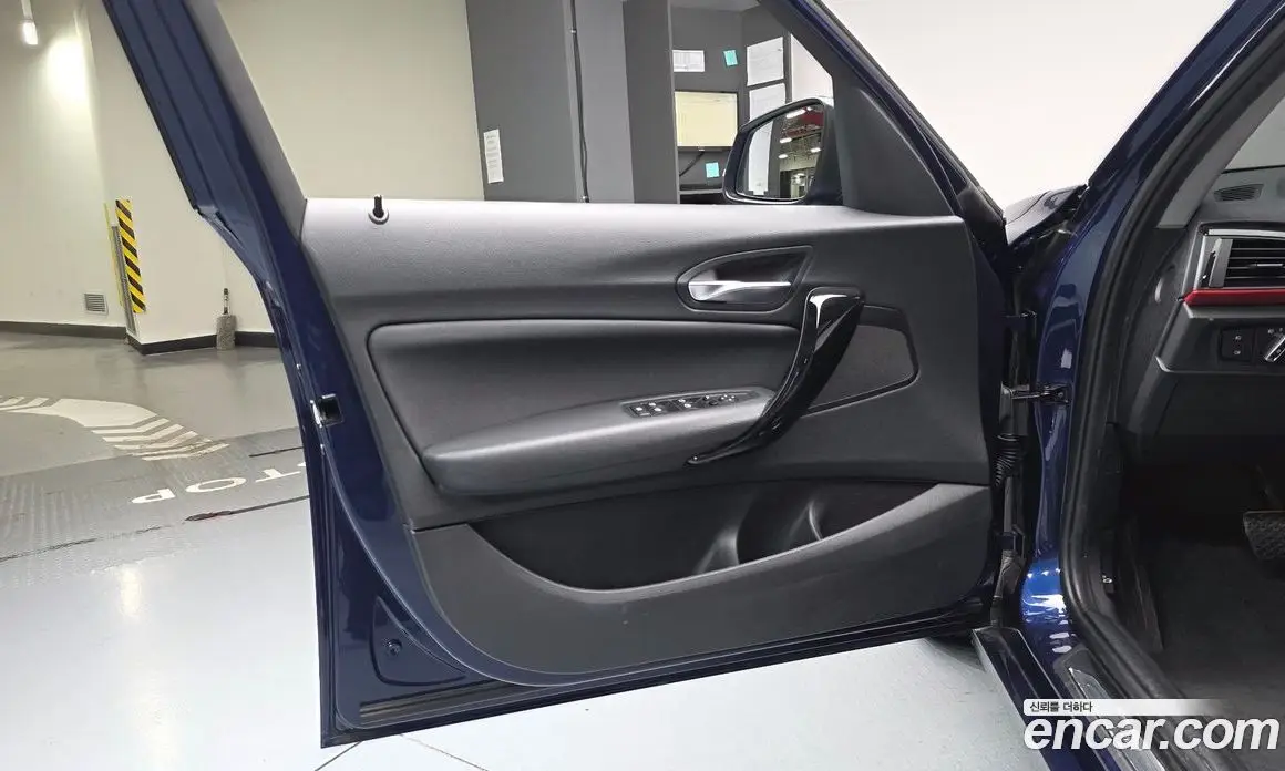 BMW 1 серия 2017 2.0 автомат (гидро), фото 13 BMW 1 серия 2017 2.0 автомат (гидро), фото 13