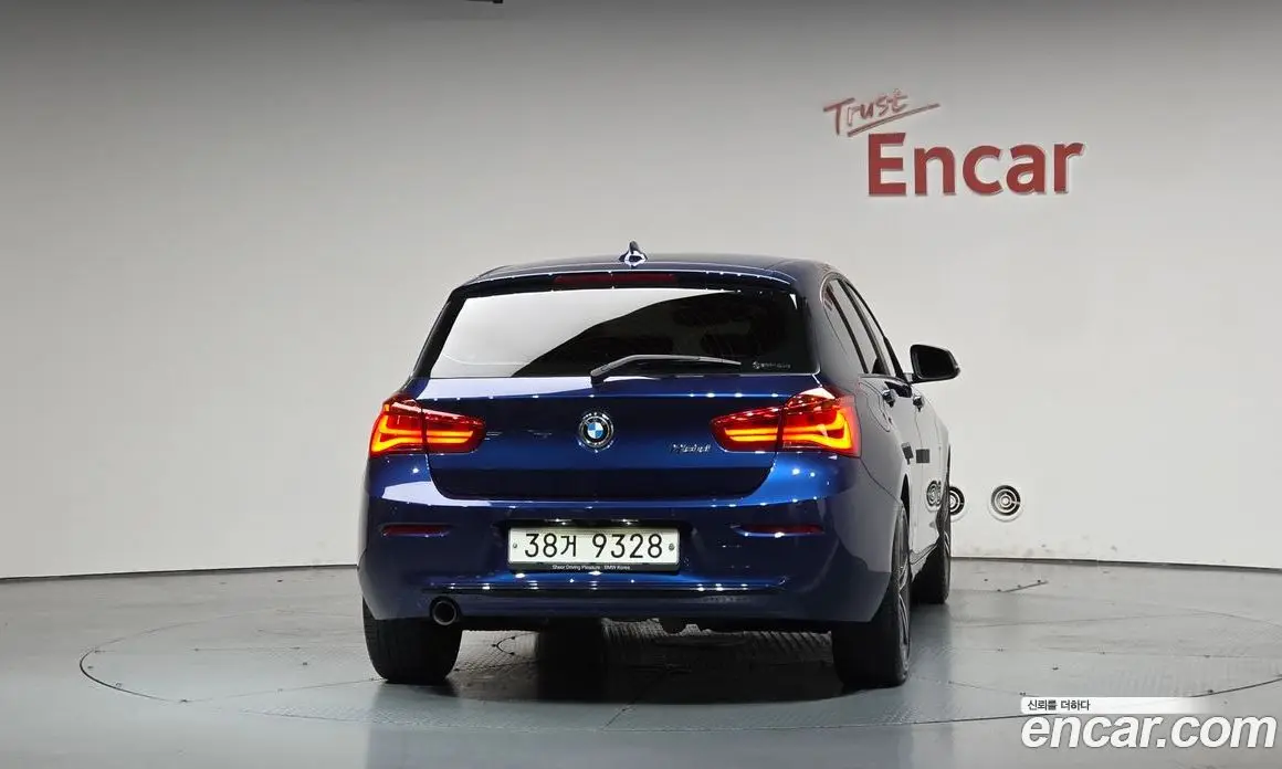 BMW 1 серия 2017 2.0 автомат (гидро), фото 3 BMW 1 серия 2017 2.0 автомат (гидро), фото 3