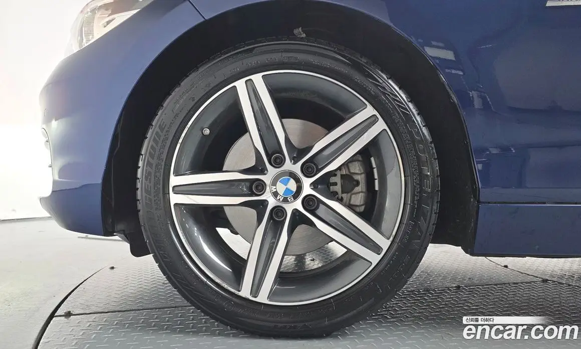 BMW 1 серия 2017 2.0 автомат (гидро), фото 4 BMW 1 серия 2017 2.0 автомат (гидро), фото 4