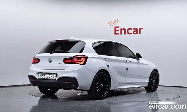 BMW 1 серия 2018 2.0 автомат (гидро), миниатюра 2