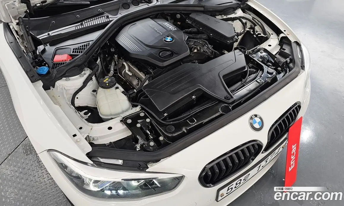 BMW 1 серия 2018 2.0 автомат (гидро), фото 6