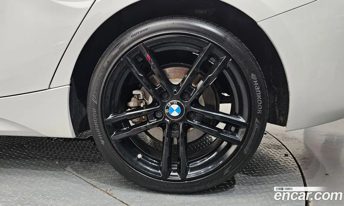 BMW 1 серия 2018 2.0 автомат (гидро), фото 7