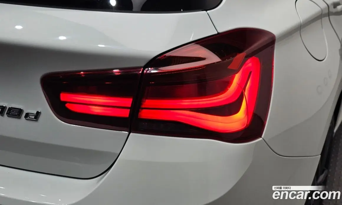 BMW 1 серия 2018 2.0 автомат (гидро), фото 9