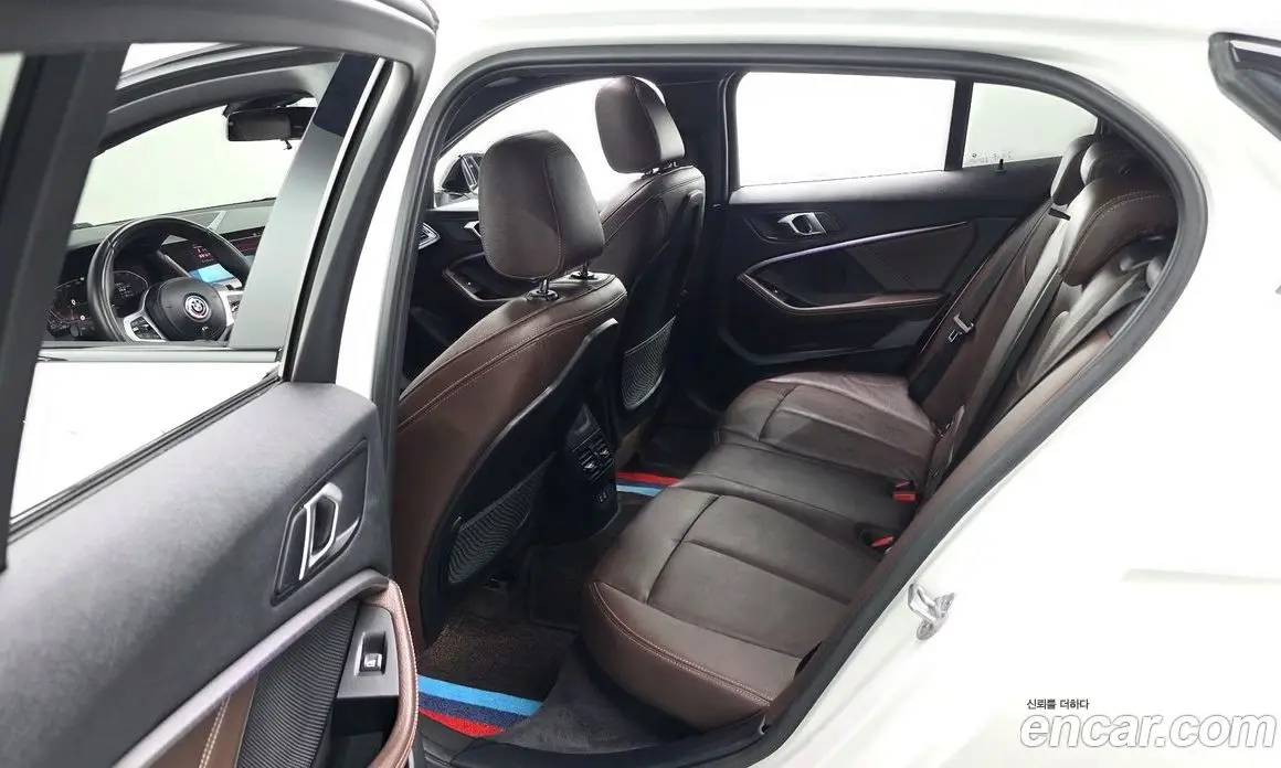 BMW 1 серия 2020 2.0 автомат (гидро), фото 18