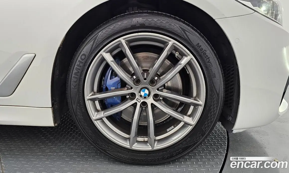 BMW 5 серия 2017 2.0 автомат (гидро), фото 5