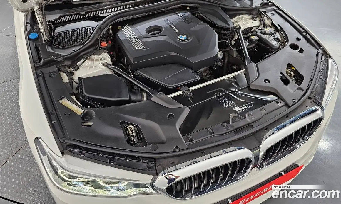 BMW 5 серия 2017 2.0 автомат (гидро), фото 6