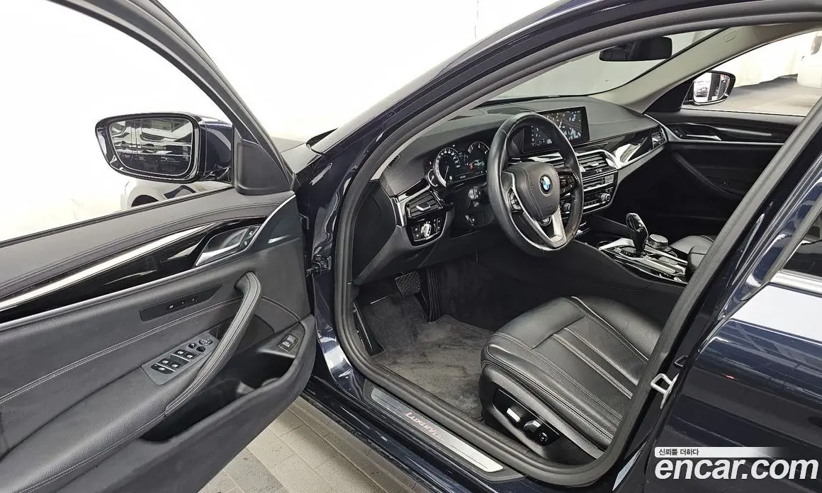 BMW 5 серия 2018 2.0 автомат (гидро), фото 13