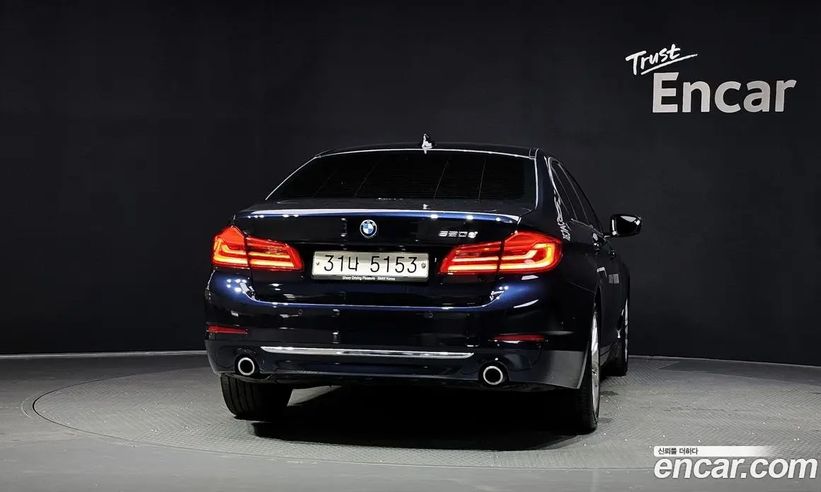 BMW 5 серия 2018 2.0 автомат (гидро), фото 4