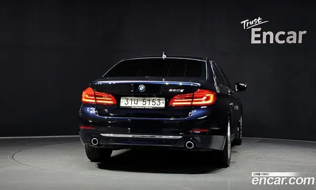 BMW 5 серия 2018 2.0 автомат (гидро), миниатюра 4