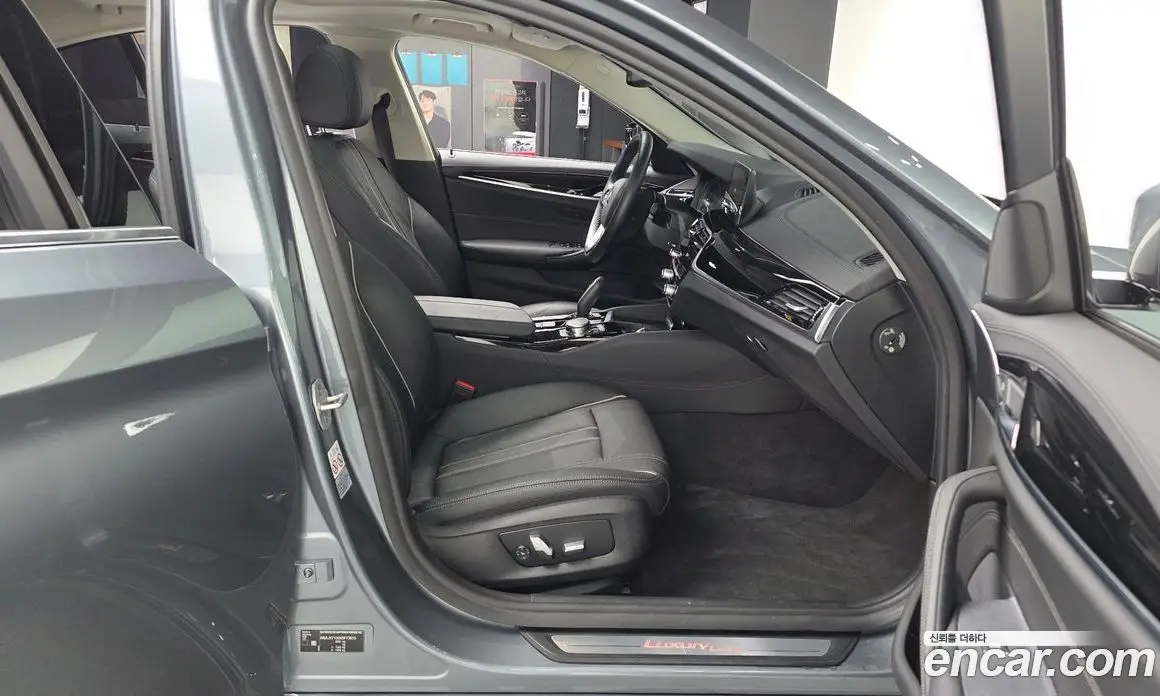 BMW 5 серия 2019 2.0 автомат (гидро), фото 17 BMW 5 серия 2019 2.0 автомат (гидро), фото 17
