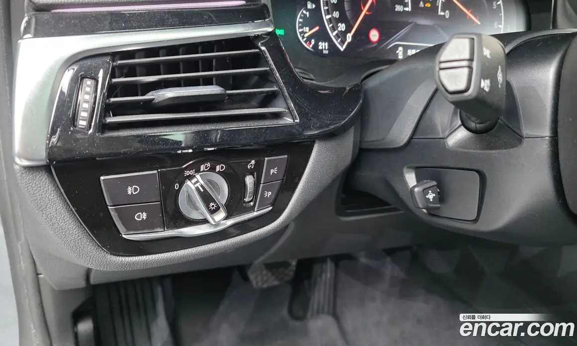 BMW 5 серия 2019 2.0 автомат (гидро), фото 33 BMW 5 серия 2019 2.0 автомат (гидро), фото 33
