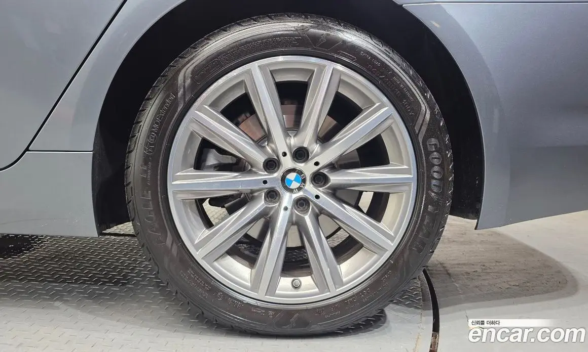 BMW 5 серия 2019 2.0 автомат (гидро), фото 7 BMW 5 серия 2019 2.0 автомат (гидро), фото 7