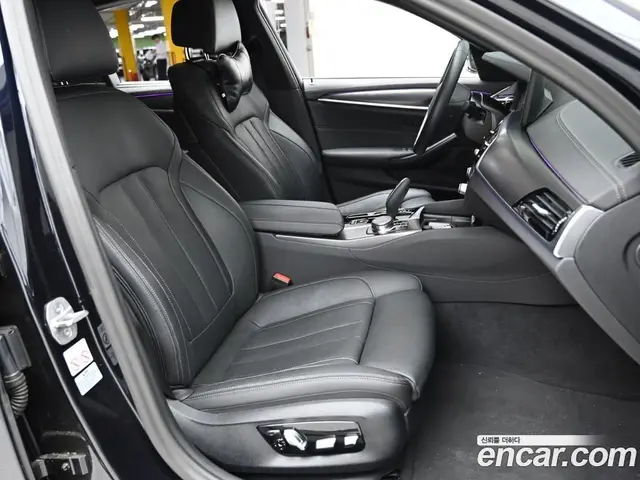 BMW 5 серия 2023 2.0 автомат (гидро), миниатюра 5 BMW 5 серия 2023 2.0 автомат (гидро), миниатюра 5