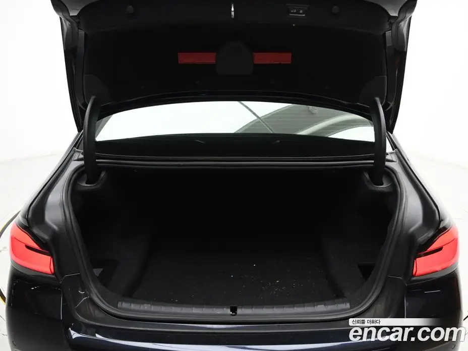 BMW 5 серия 2023 2.0 автомат (гидро), фото 9 BMW 5 серия 2023 2.0 автомат (гидро), фото 9