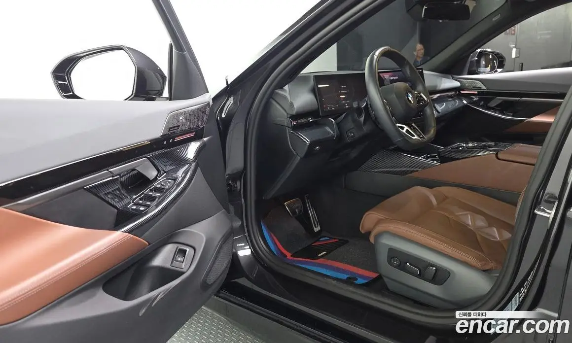 BMW 5 серия 2024 2.0 автомат (гидро), фото 12 BMW 5 серия 2024 2.0 автомат (гидро), фото 12