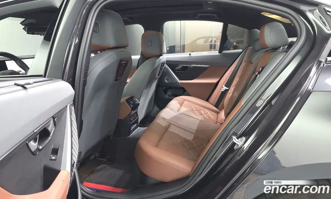 BMW 5 серия 2024 2.0 автомат (гидро), фото 15 BMW 5 серия 2024 2.0 автомат (гидро), фото 15