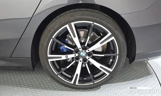 BMW 5 серия 2024 2.0 автомат (гидро), миниатюра 6 BMW 5 серия 2024 2.0 автомат (гидро), миниатюра 6