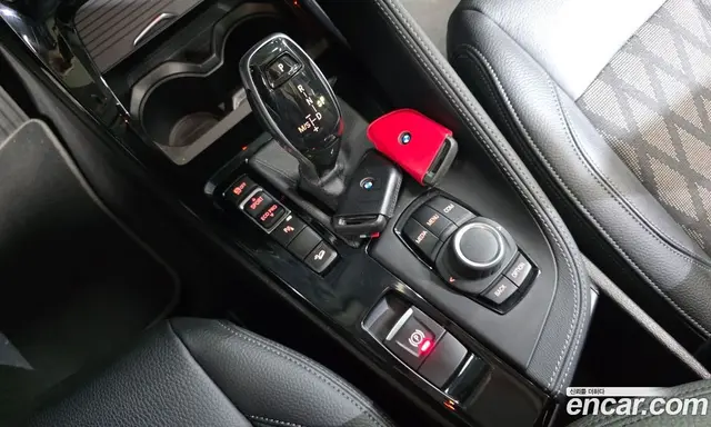 BMW X1 2021 2.0 автомат (гидро), миниатюра 9