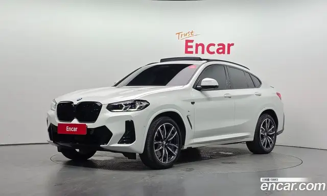 BMW X4 2024 2.0 автомат (гидро), миниатюра 1