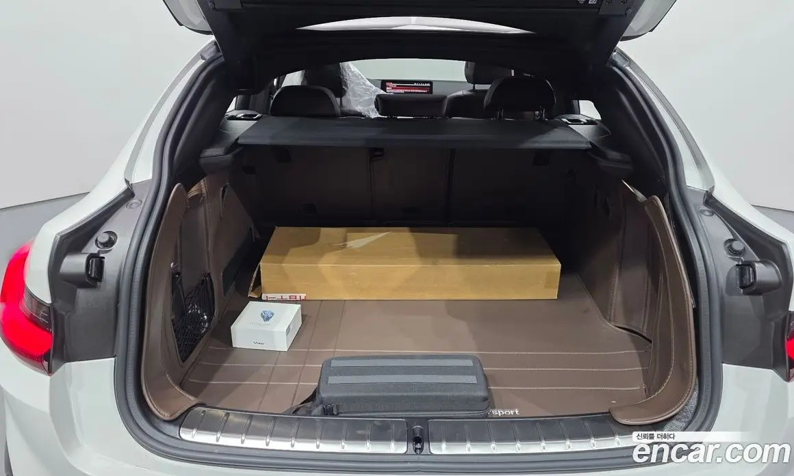 BMW X4 2024 2.0 автомат (гидро), фото 32