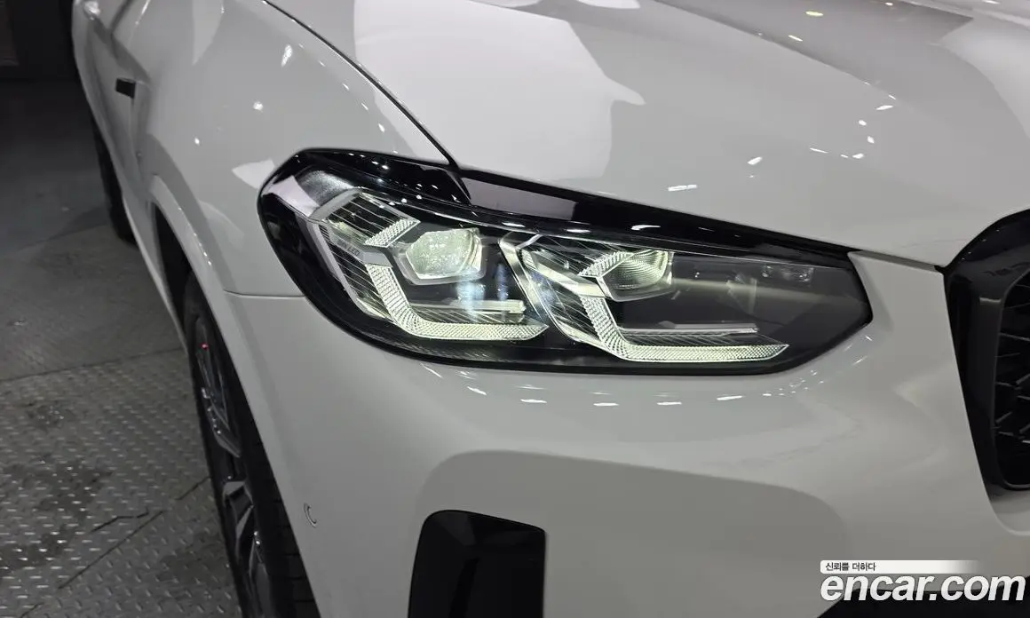 BMW X4 2024 2.0 автомат (гидро), фото 8