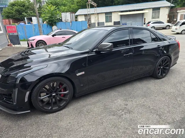 Cadillac CTS-V 2017 6.2 автомат (робот), миниатюра 3 Cadillac CTS-V 2017 6.2 автомат (робот), миниатюра 3