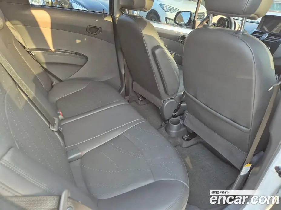 Chevrolet Spark 2014 1.0 автомат (гидро), фото 10 Chevrolet Spark 2014 1.0 автомат (гидро), фото 10