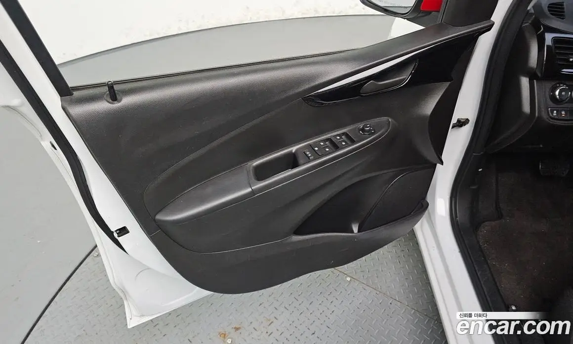 Chevrolet Spark 2016 1.0 автомат (гидро), фото 14 Chevrolet Spark 2016 1.0 автомат (гидро), фото 14