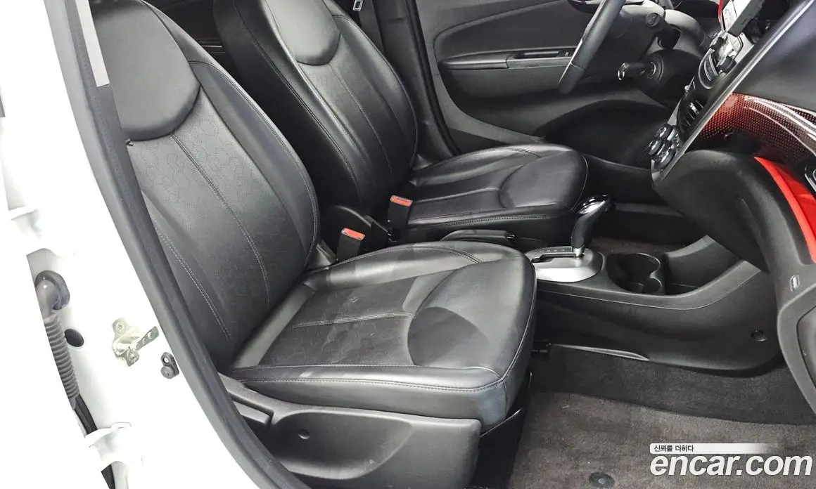 Chevrolet Spark 2016 1.0 автомат (гидро), фото 16 Chevrolet Spark 2016 1.0 автомат (гидро), фото 16