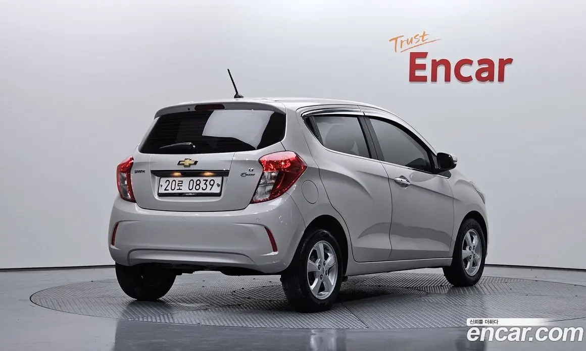 Chevrolet Spark 2016 1.0 автомат (гидро), фото 2 Chevrolet Spark 2016 1.0 автомат (гидро), фото 2