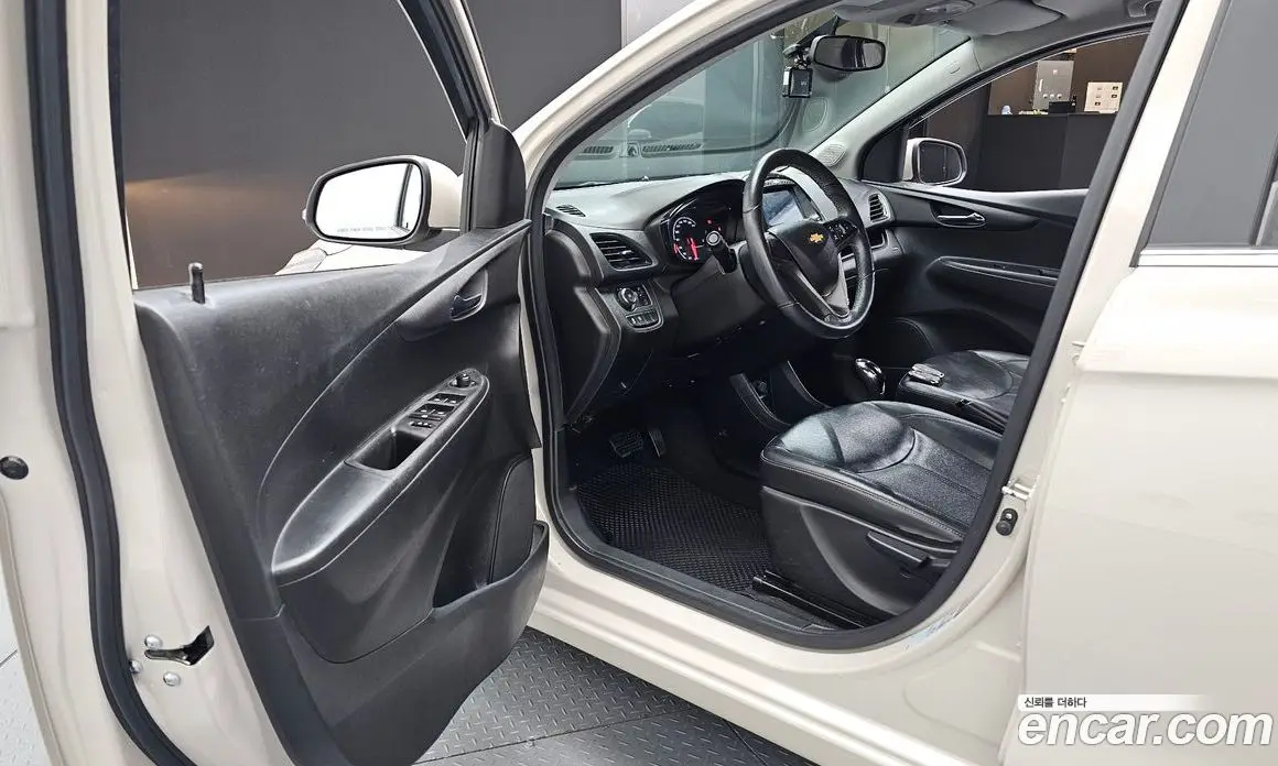Chevrolet Spark 2016 1.0 автомат (гидро), фото 13 Chevrolet Spark 2016 1.0 автомат (гидро), фото 13