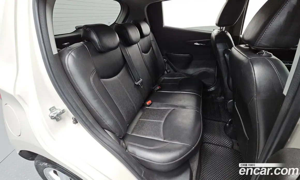 Chevrolet Spark 2016 1.0 автомат (гидро), фото 17 Chevrolet Spark 2016 1.0 автомат (гидро), фото 17