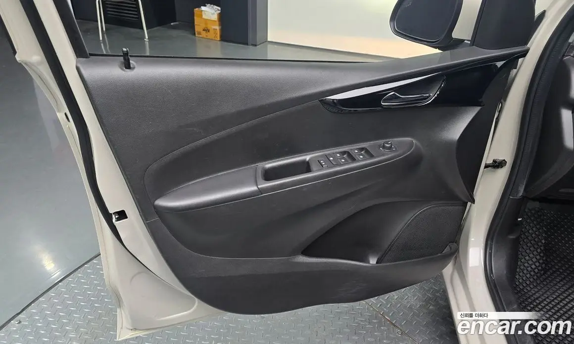 Chevrolet Spark 2017 1.0 автомат (гидро), фото 13 Chevrolet Spark 2017 1.0 автомат (гидро), фото 13