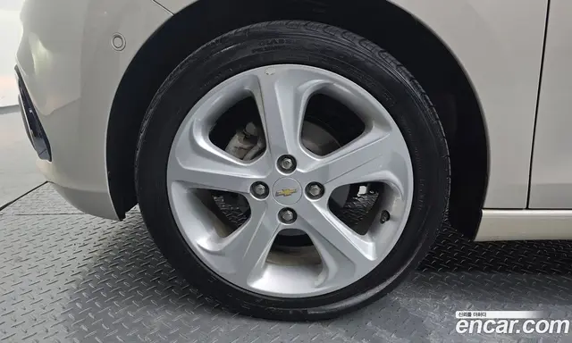 Chevrolet Spark 2017 1.0 автомат (гидро), миниатюра 4 Chevrolet Spark 2017 1.0 автомат (гидро), миниатюра 4