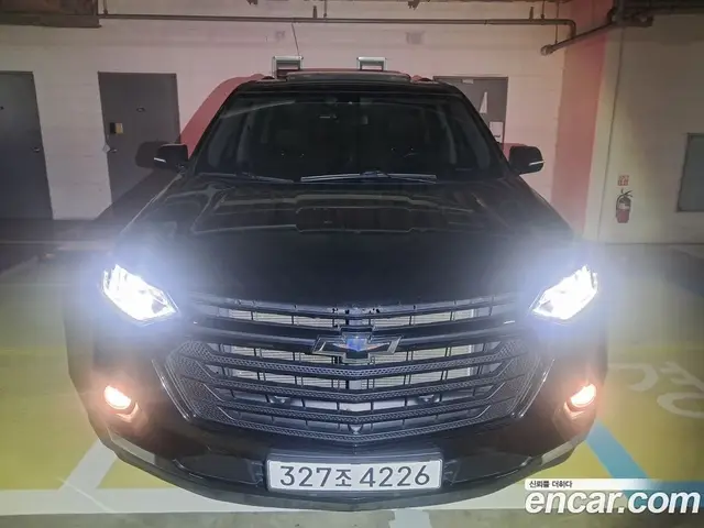 Chevrolet Traverse 2020 3.6 автомат (гидро), миниатюра 1 Chevrolet Traverse 2020 3.6 автомат (гидро), миниатюра 1