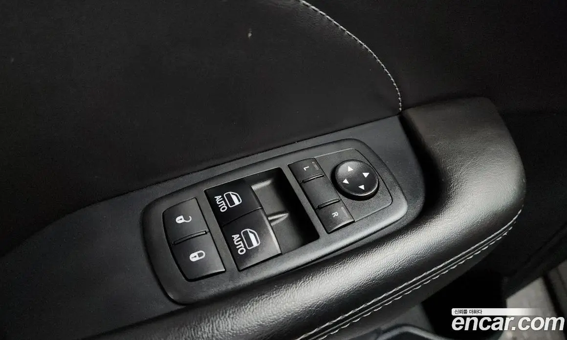 Dodge Challenger 2018 3.6 автомат (гидро), фото 25 Dodge Challenger 2018 3.6 автомат (гидро), фото 25